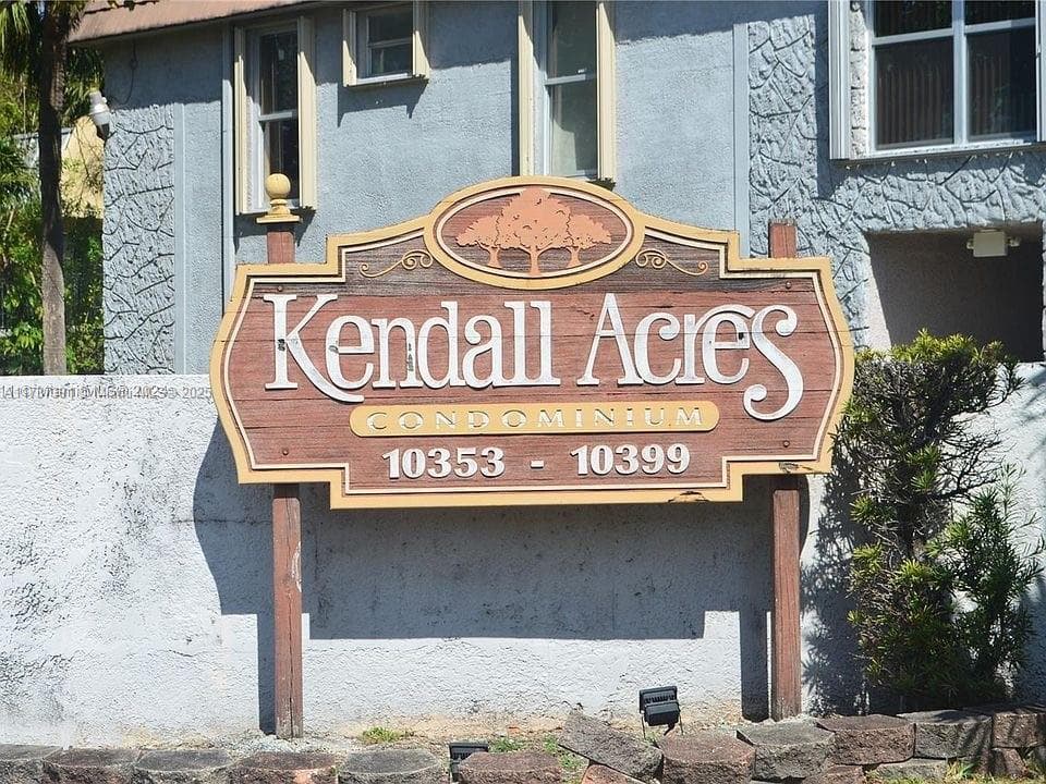 Kendall Acres Condominiums
